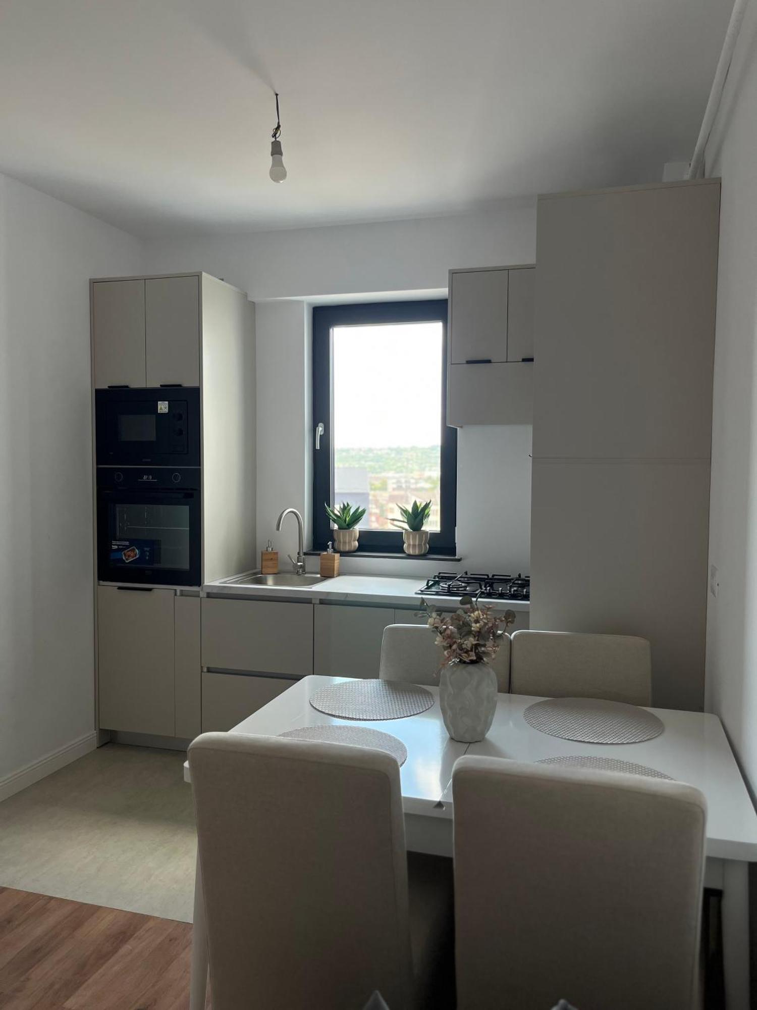 Apartament Nou Neo Tower Suceava Exterior foto